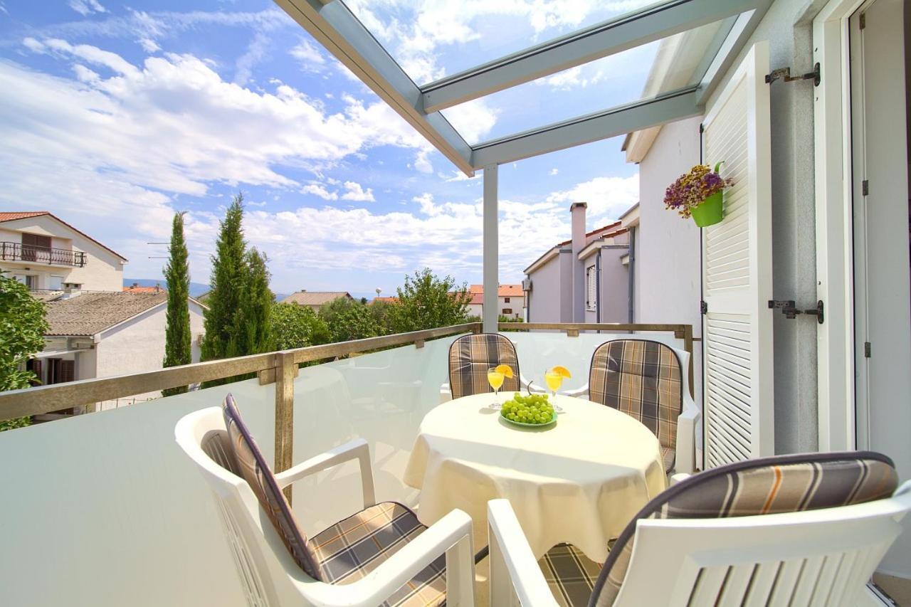 Apartment Anja Krk Town Exterior photo