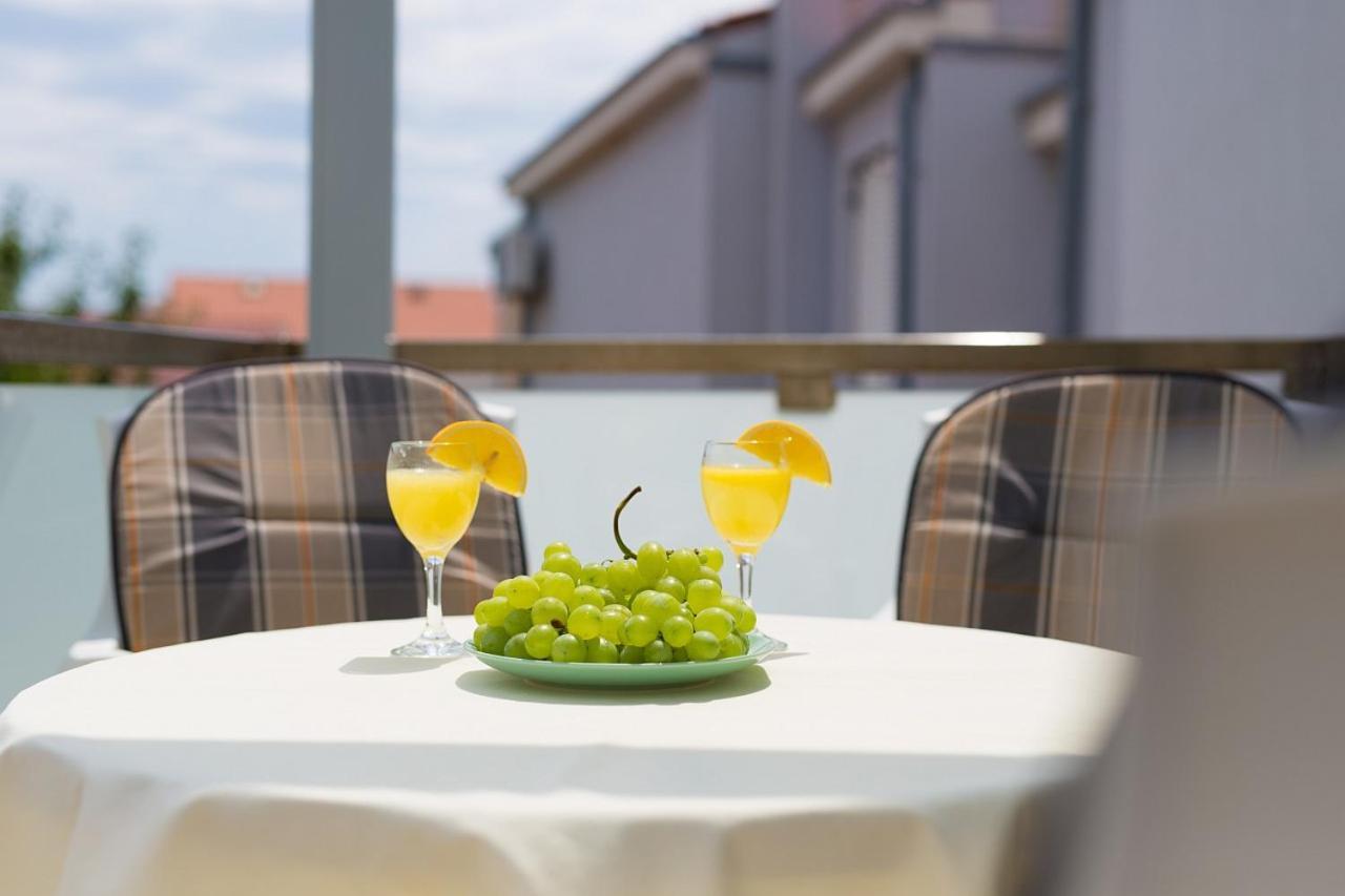 Apartment Anja Krk Town Exterior photo